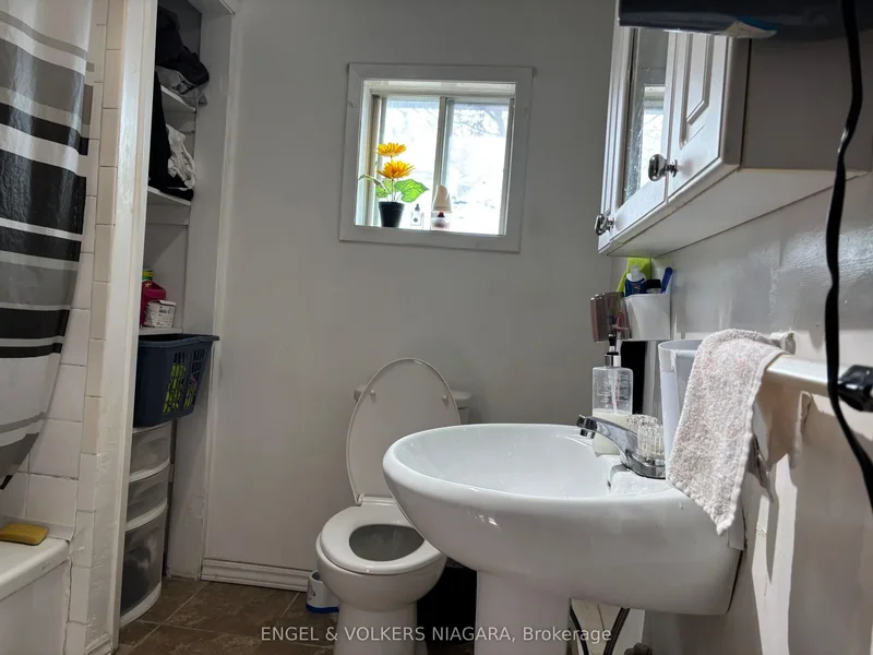 6218 Culp Street, Niagara Falls, Ontario, Canada. - Photo 13