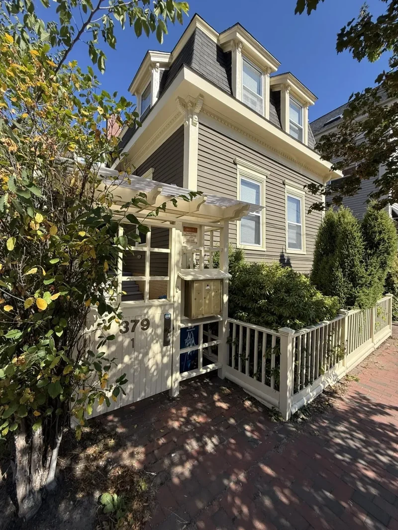 379 Cumberland Avenue 3, Portland, ME 04101, Portland, Maine, United States. - Photo 22