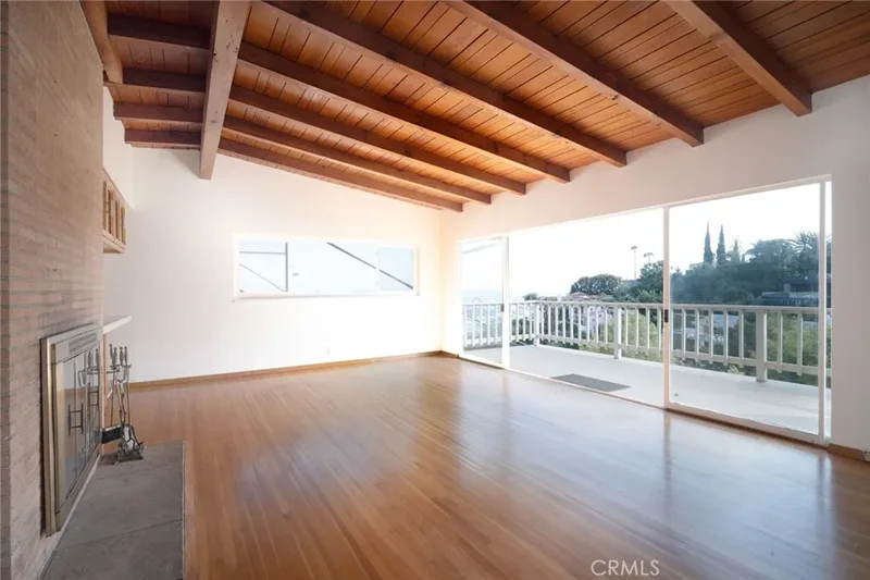 8428 Hollywood Boulevard, Los Angeles, CA 90069, Los Angeles, California, United States. - Photo 10