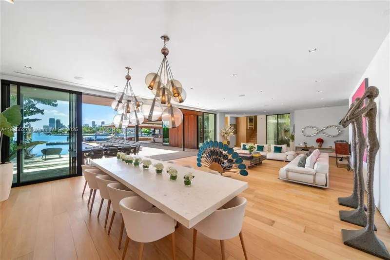 126 W San Marino Dr, Miami Beach, Florida, United States. - Photo 18