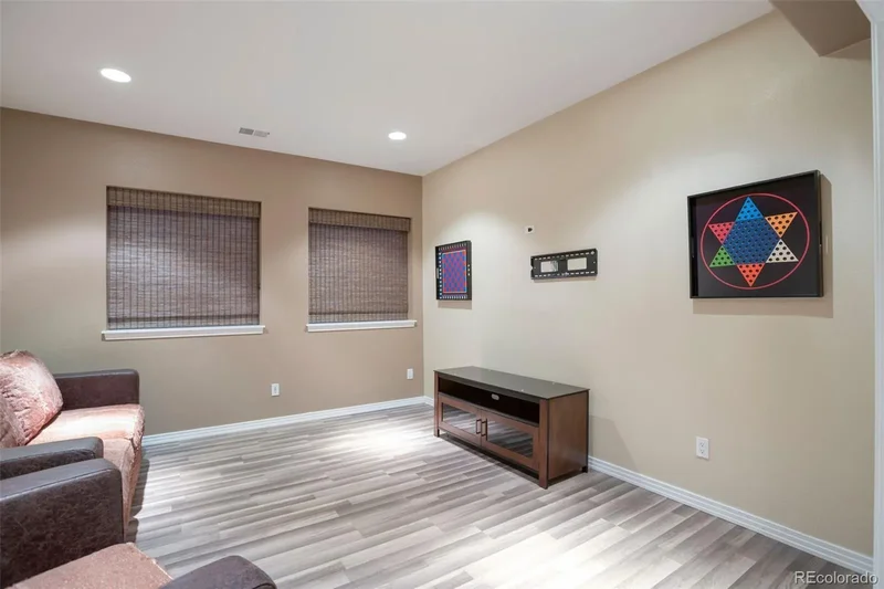23967 E Hinsdale Place, Aurora, Colorado, United States. - Photo 35