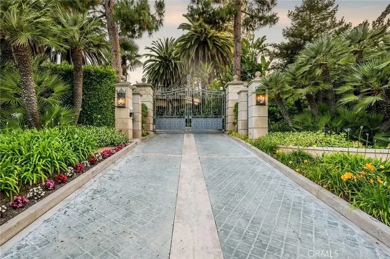 1129 Via Mirabel, Rolling Hills Estates, California, United States. - Photo 74