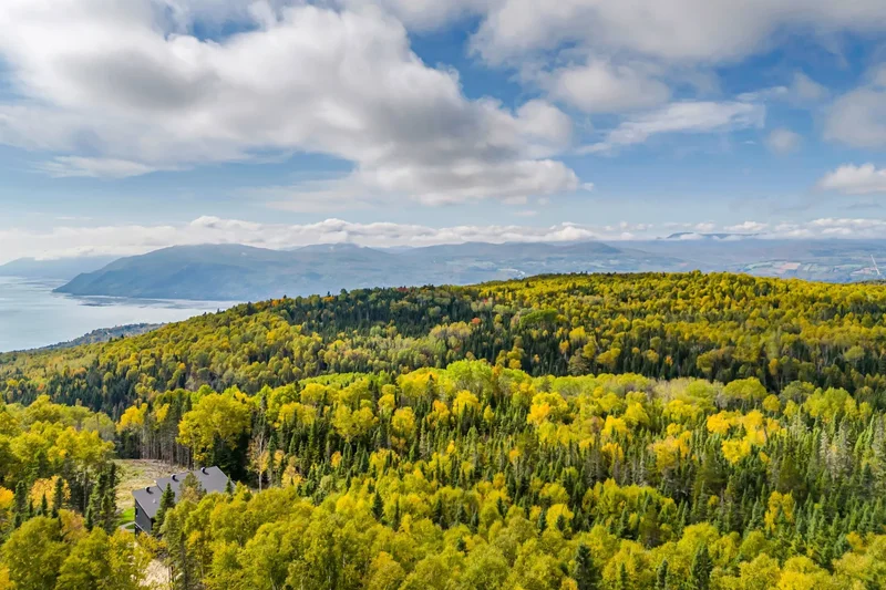 Ch. du Cap-aux-Corbeaux S., Baie-Saint-Paul, Quebec, Canada. - Photo 24