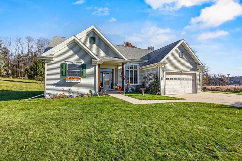 W2608 Menominee, Markesan, Wi, 53968