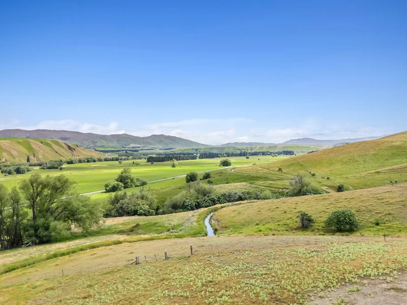 Cnr Ruffell and Ardgour Valley Roads, Cromwell, OTA, Tarras, Otago, New Zealand. - Photo 13