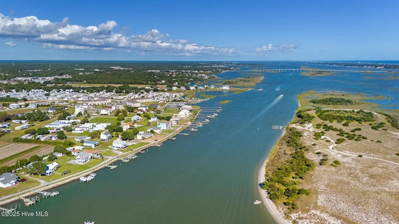 143 Waterway Drive, Cedar Point, NC 28584, Cedar Point, North Carolina, United States. - Photo 49