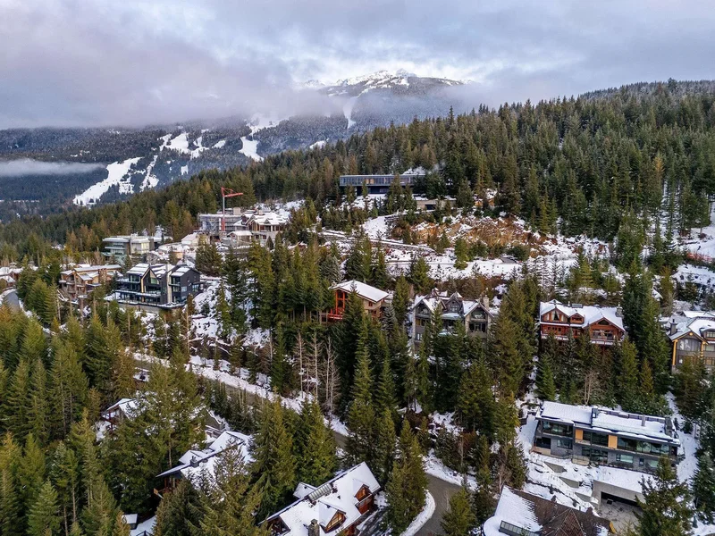 3826 Sunridge Drive, Whistler, British Columbia, Canada. - Photo 39