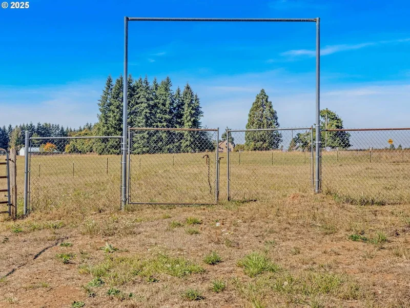 18223 S SPRINGWATER RD, Estacada, Oregon, United States. - Photo 46