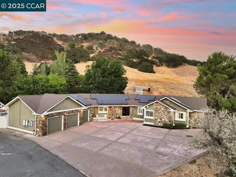 4161 Leon Drive, Clayton, California, United States. - Photo 26