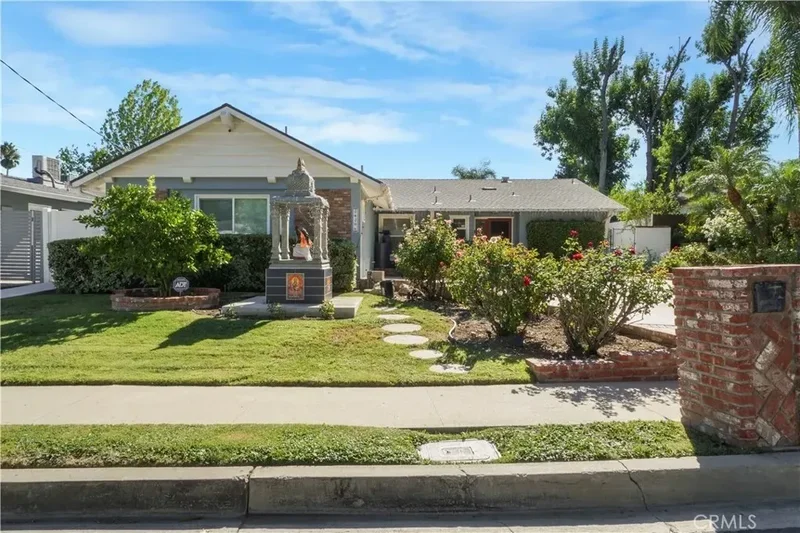 24206 Saint Edens Circle, Bell Canyon, California, United States. - Photo 4