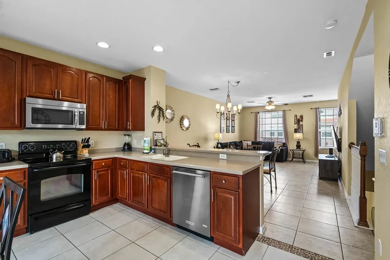 5076 Tideview Circle , 90, Orlando, FL 32819, Orlando, Florida, United States. - Photo 19
