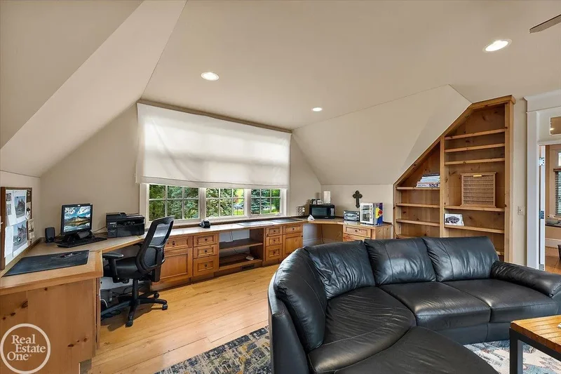 5350 Brewster, Oakland Township, MI, 48306, USA, Rochester, Michigan, United States. - Photo 88
