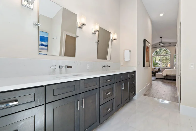32 Grand Bay Circle, North Palm Beach, Florida, United States. - Photo 30