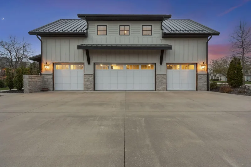 5233 S Stirling Way, Springfield, MO 65809, Springfield, Missouri, United States. - Photo 26