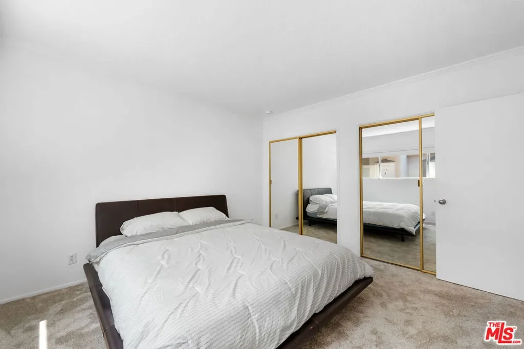 222 7th Street 301, Santa Monica, California, United States. - Photo 30