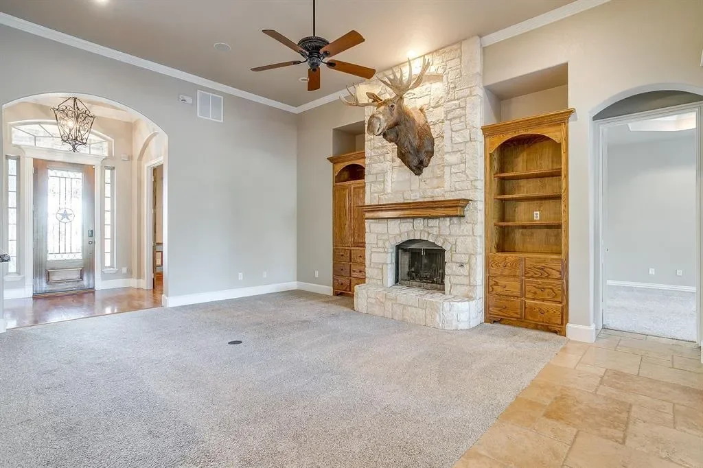 9549 Dickson Road, Fort Worth, Texas, United States. - Photo 10