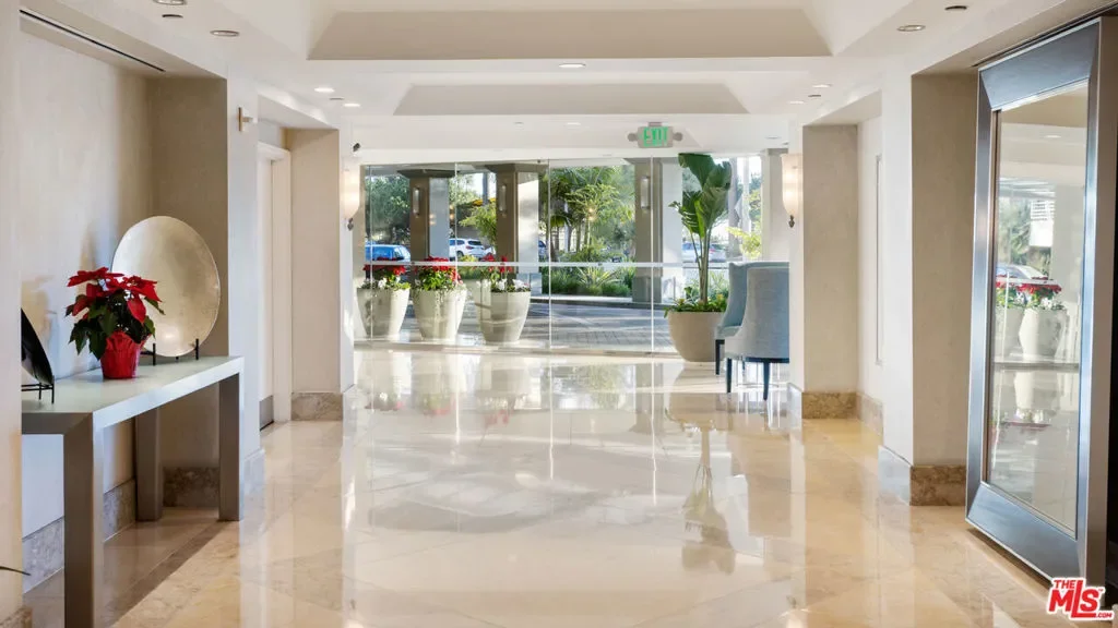201 Ocean Avenue 409P, Santa Monica, California, United States. - Photo 23