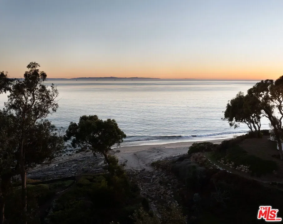 2937 Padaro Lane, Carpinteria, California, United States. - Photo 11