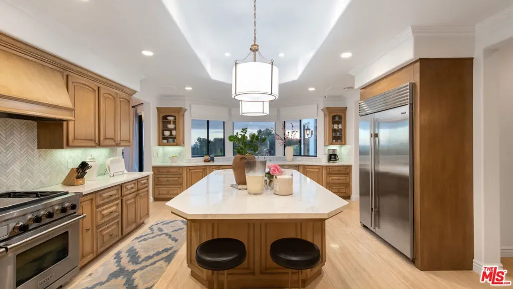 6110 Merritt Drive, Malibu, California, United States. - Photo 34