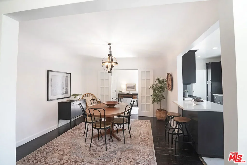 502 N Crescent Heights Boulevard, West Hollywood, California, United States. - Photo 22