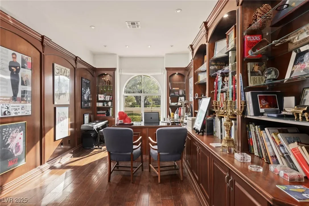 9004 Rolling Knoll Court, Las Vegas, Nevada, United States. - Photo 27