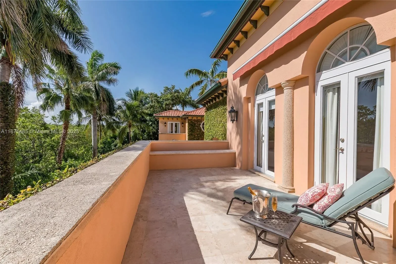 104 Paloma Dr, Miami, Florida, United States. - Photo 13
