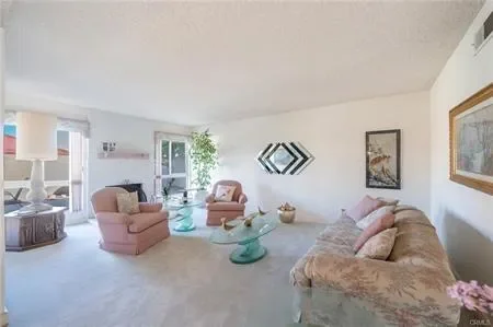 949 Fernrest Drive, Harbor City, CA 90710, Los Angeles, California, United States. - Photo 4
