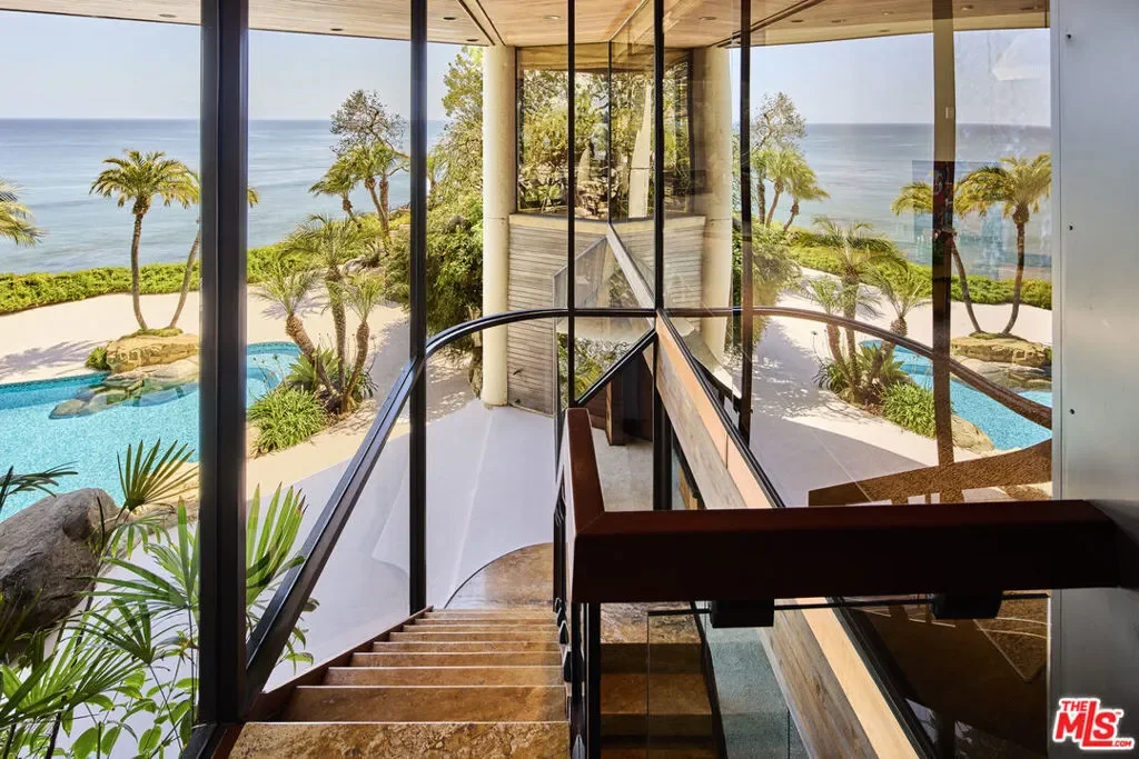 6962 Wildlife Road, Malibu, California, United States. - Photo 21