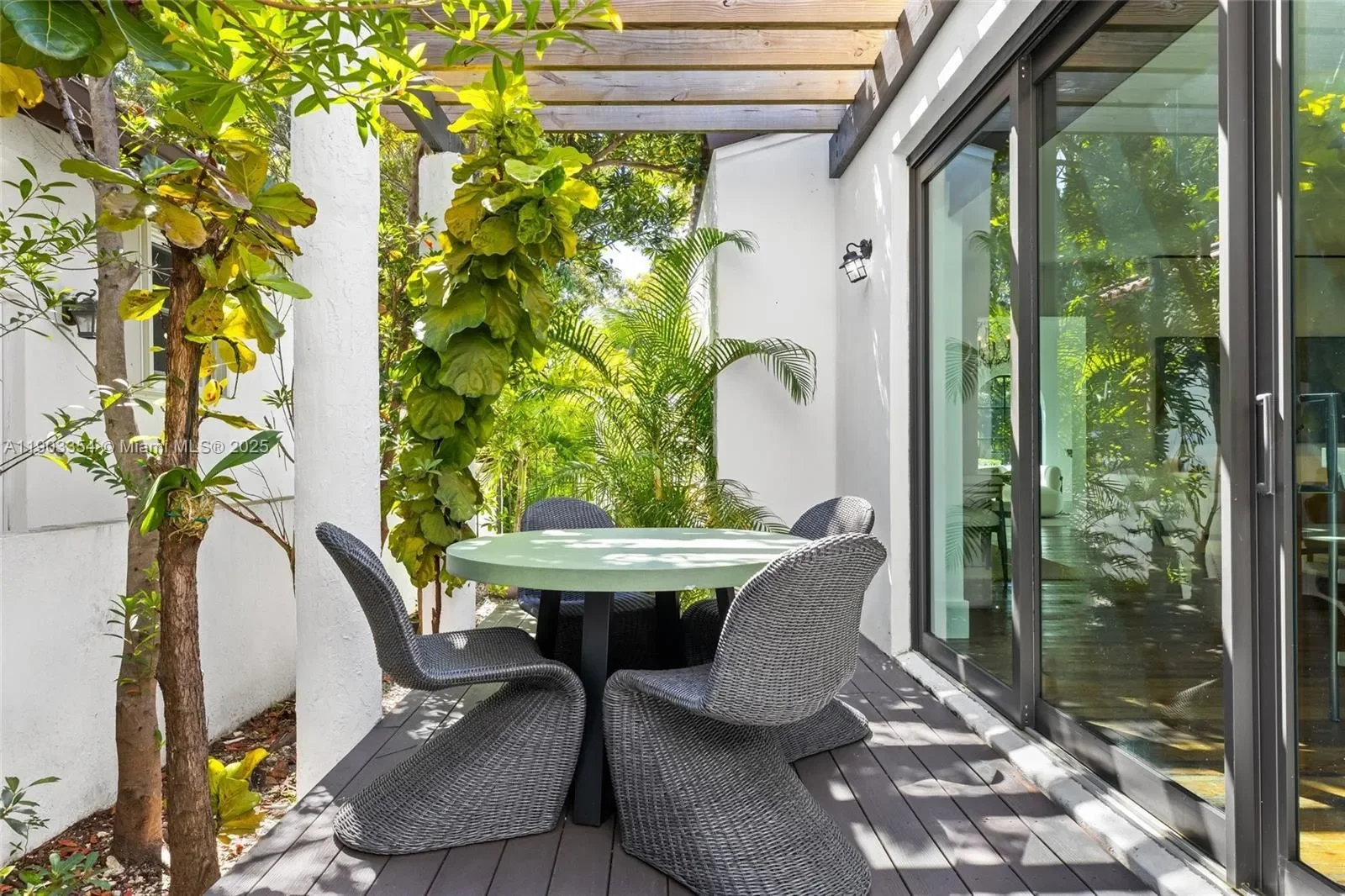 1341 Sorolla Ave, Coral Gables, Florida, United States. - Photo 47