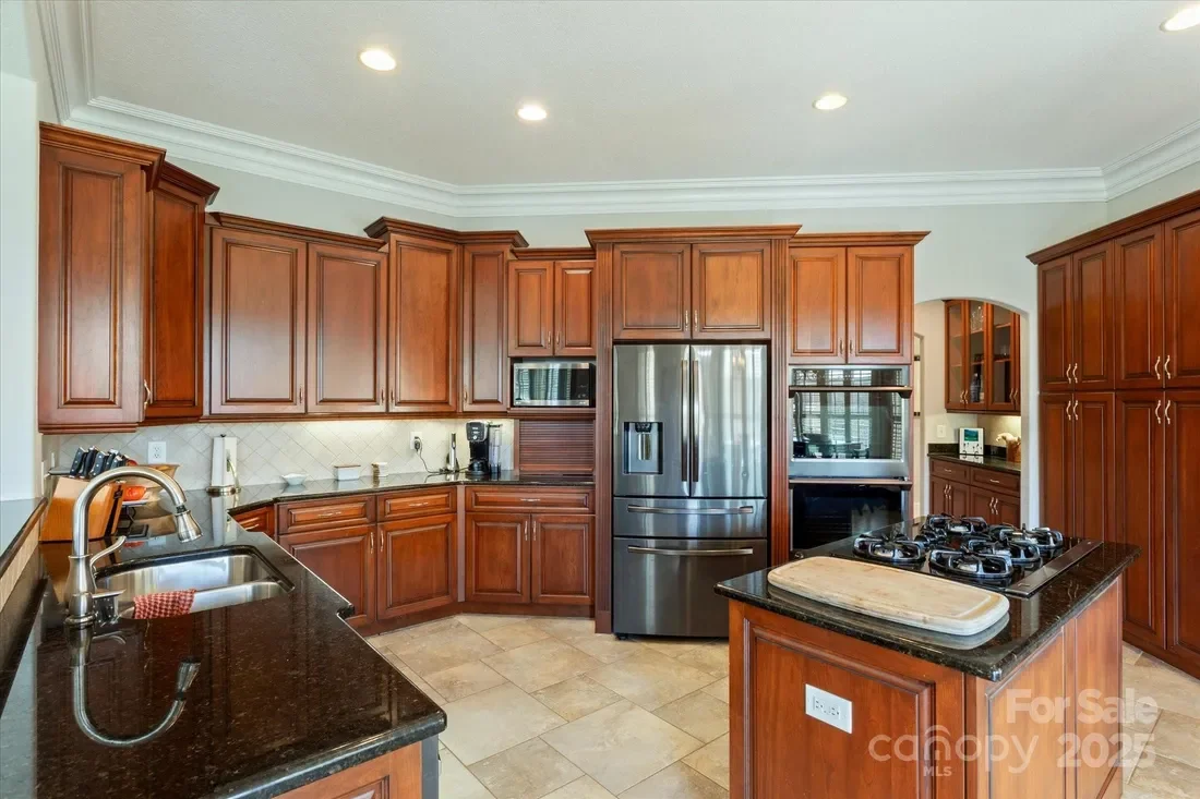 Gallery photo 8