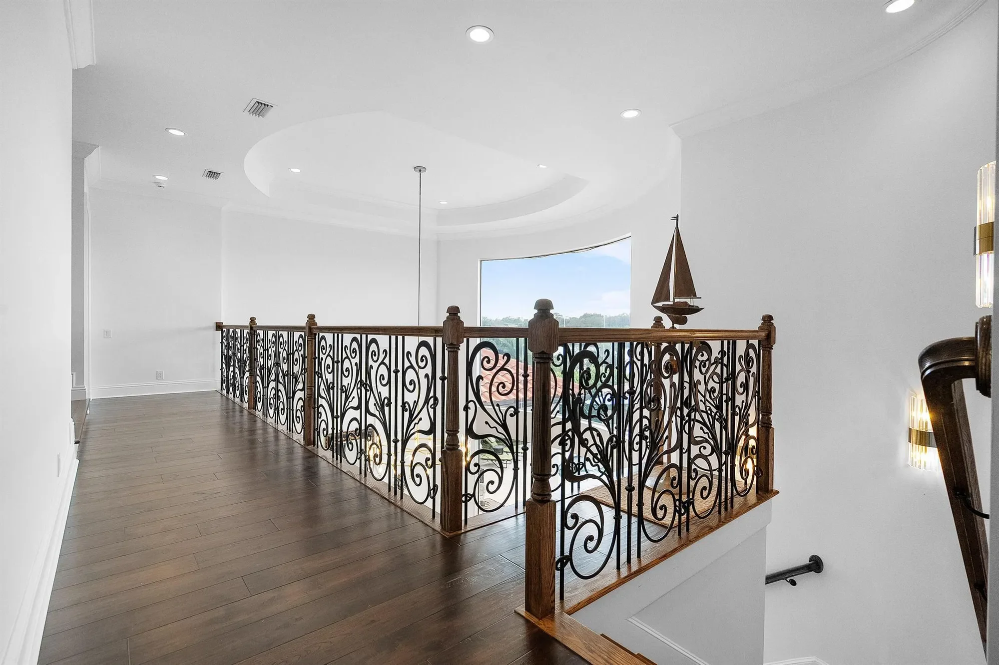 Gallery photo 9