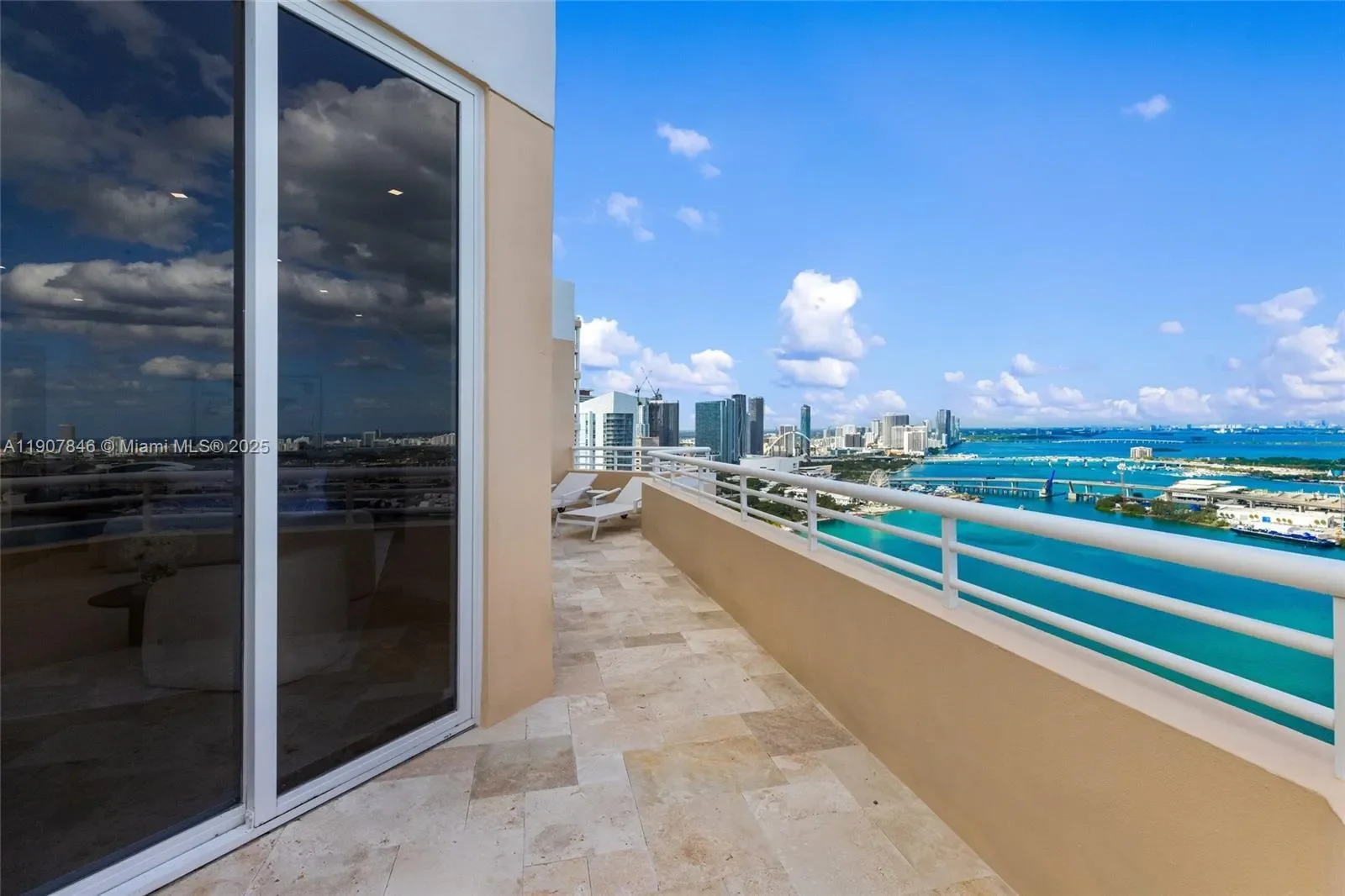808 Brickell Key Dr 3901, Miami, Florida, United States. - Photo 33