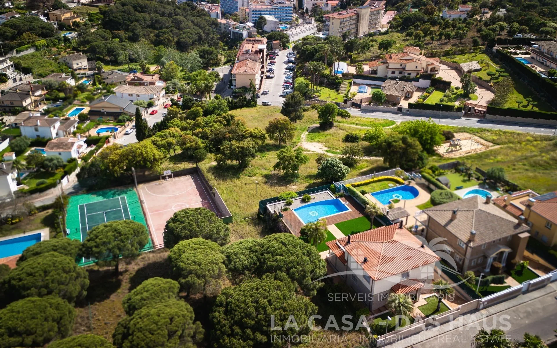 Exclusive Luxury Villa In Normax, Lloret De Mar