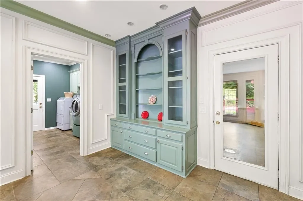 7300 Chattahoochee Bluff Drive, Atlanta, Georgia, United States. - Photo 36