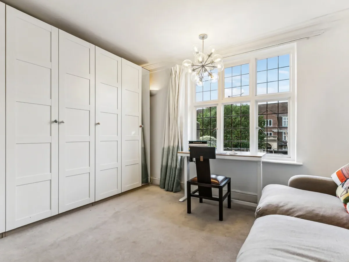 Friars Lane, London, TW9, Richmond, England, United Kingdom. - Photo 10