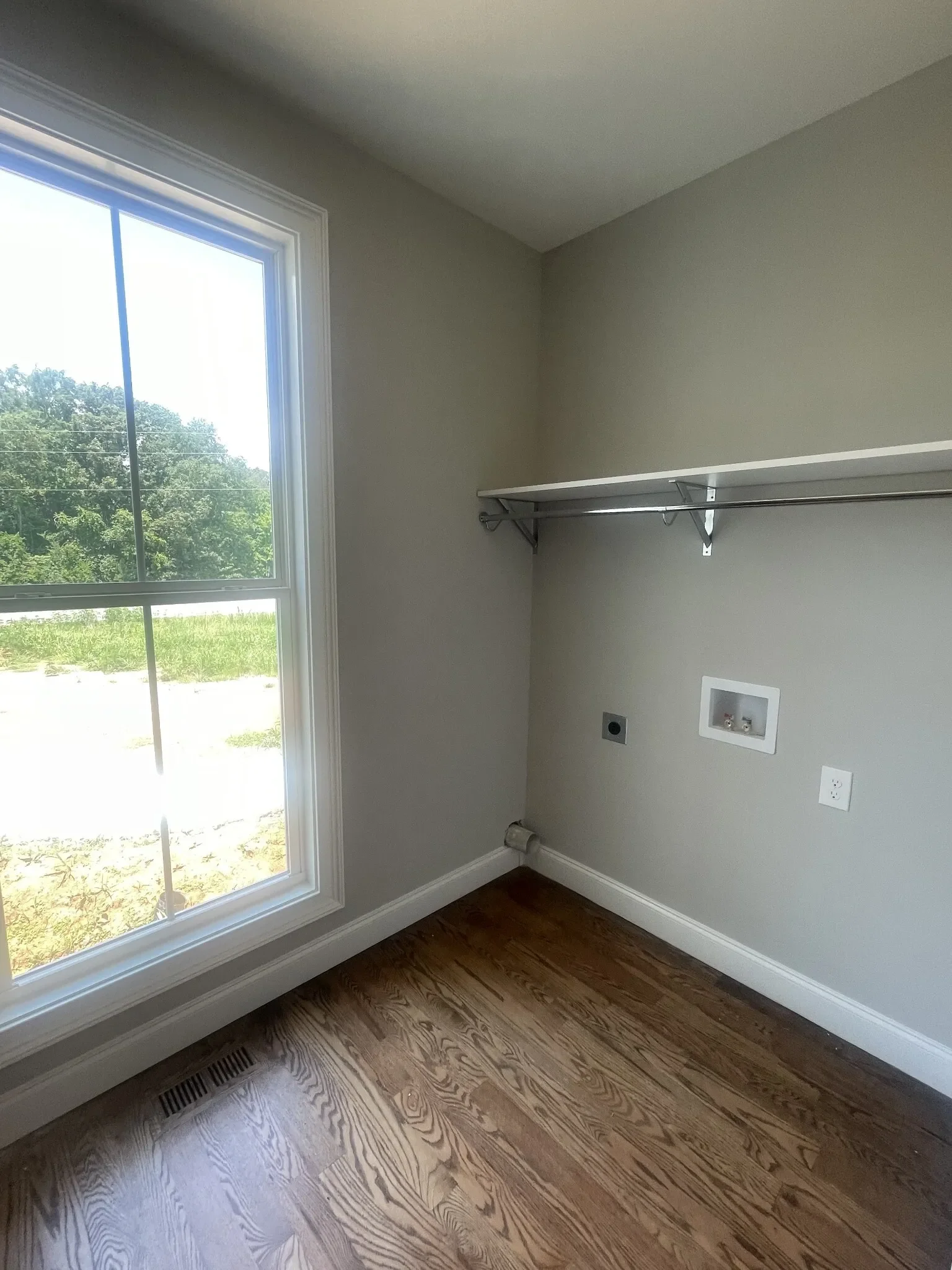 74 Summerlake Ct, Winchester, TN 37398, Estill Springs, Tennessee, United States. - Photo 2