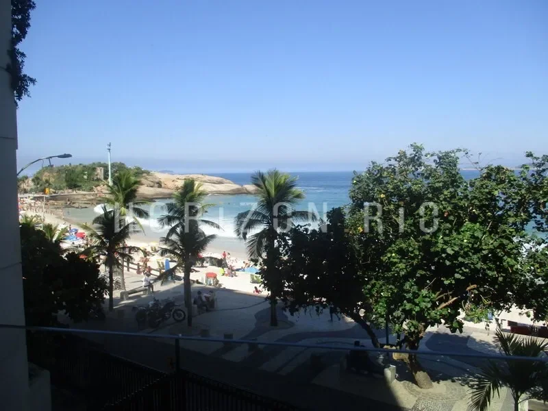 Apartment for sale in Arpoador (Ipanema) with 4 suites with superb sea views