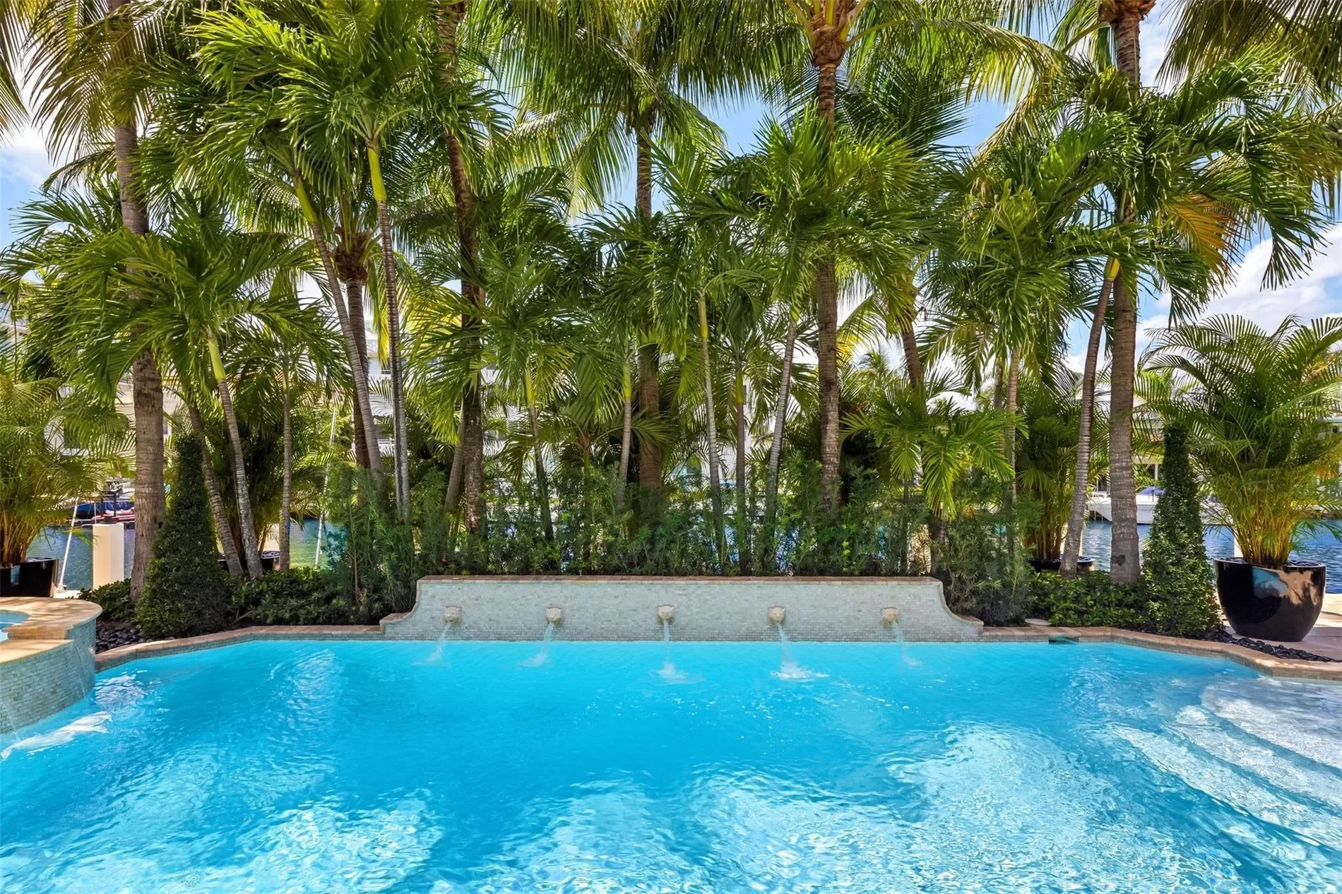 169 Fiesta Way, Fort Lauderdale, Florida, United States. - Photo 10