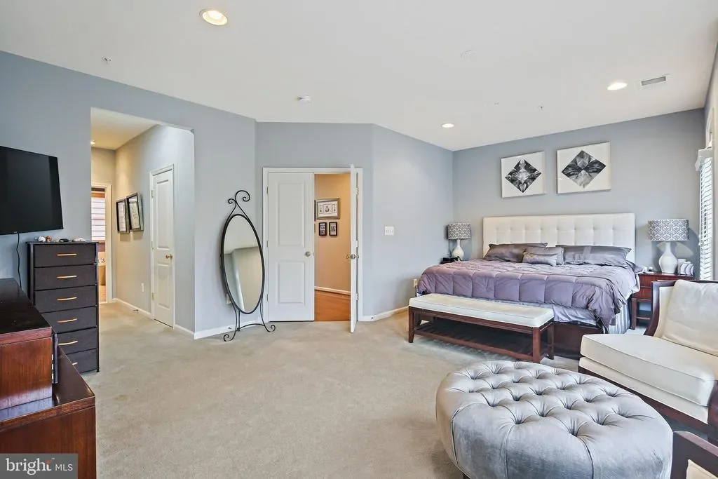 Gallery photo 2