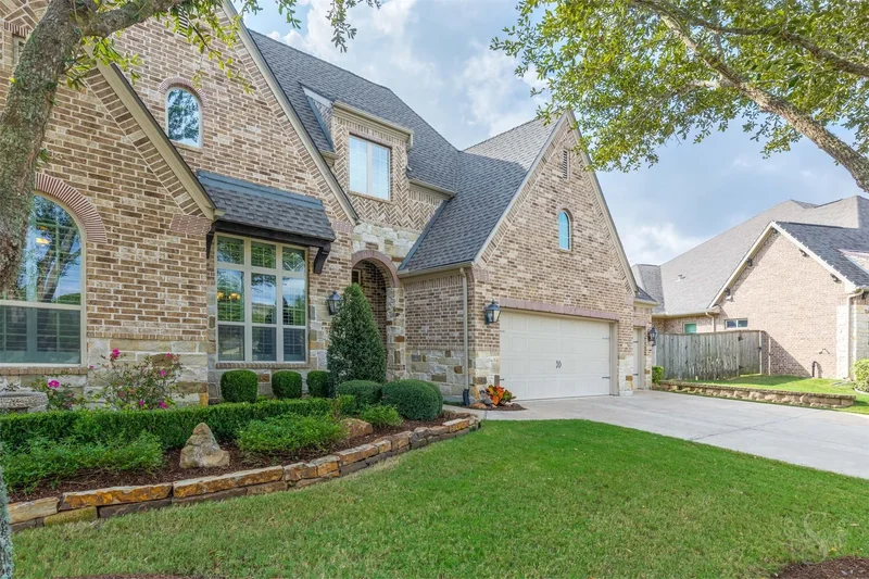 5507 Crest View Terrace Court, Fulshear, TX 77441, Fulshear, Texas, United States. - Photo 22
