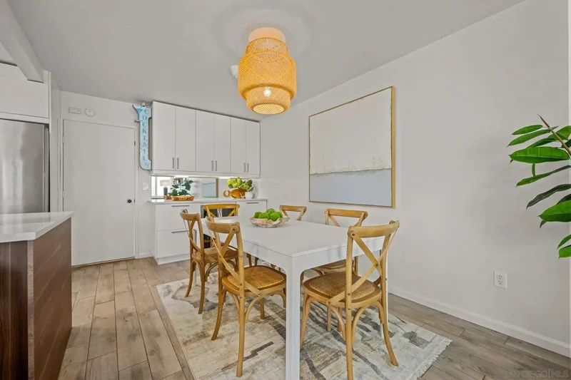 1074 Isabella Avenue, Coronado, California, United States. - Photo 18