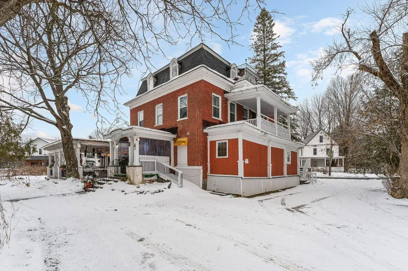 30 Rue Principale S., Sutton, Quebec, Canada. - Photo 30