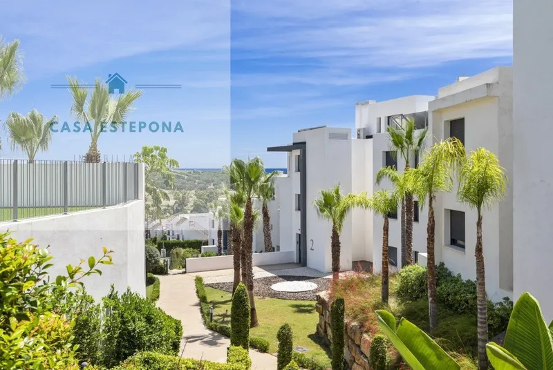 Avenida del Arte, 35,  Estepona,  Estepona Golf,  Bajo, Estepona, Andalusia, Spain. - Photo 26