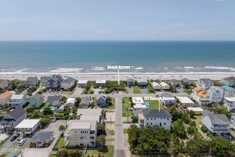 107 Raleigh Avenue, Surf City, North Carolina, United States. - Photo 7