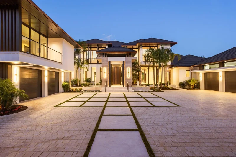 Single Family Residence in Jupiter