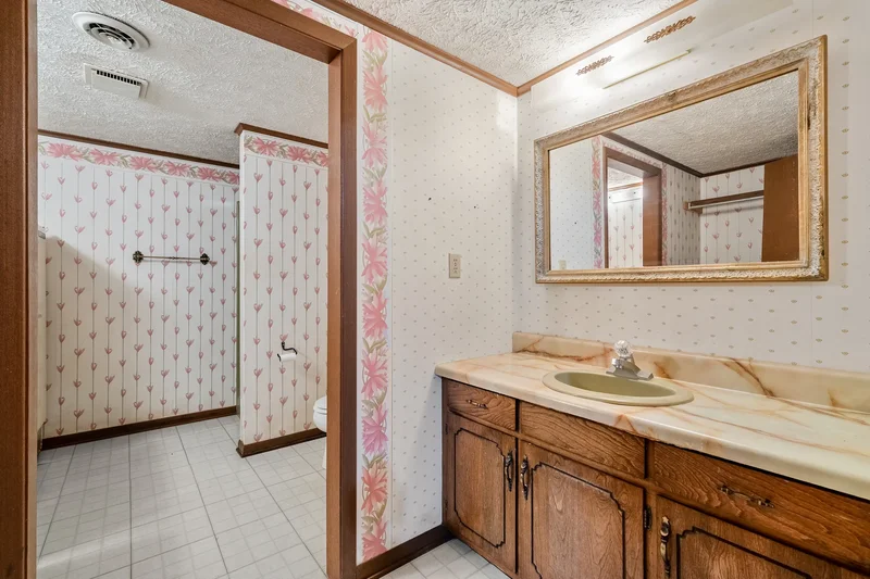 1218 Hitch Rd , Maryville, TN 37804, Maryville, Tennessee, United States. - Photo 18