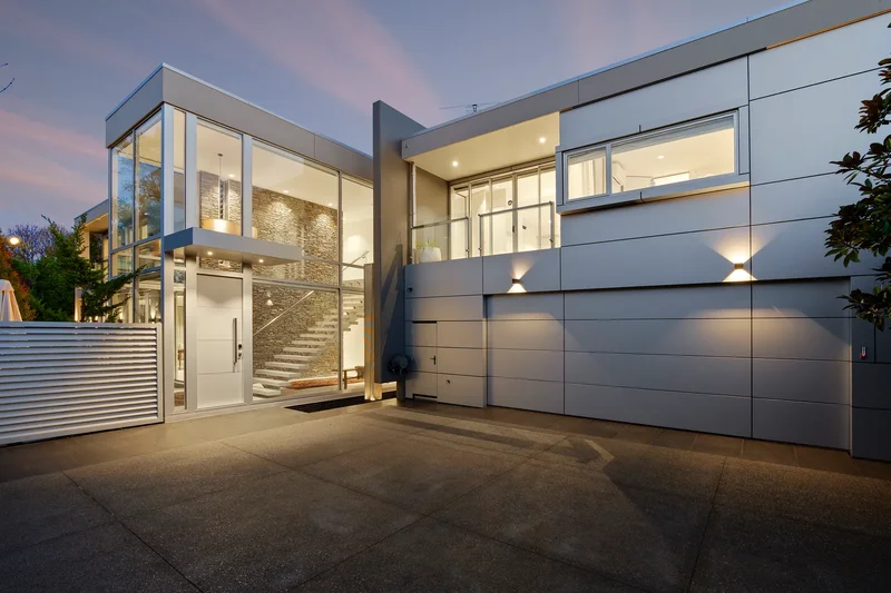 21 Royds Street, Fendalton, Christchurch 8014, New Zealand, Christchurch, Canterbury, New Zealand. - Photo 2