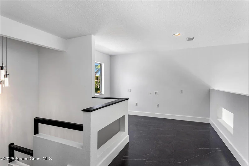 807 W Central Boulevard, Cape Canaveral, FL 32920, Cape Canaveral, Florida, United States. - Photo 41