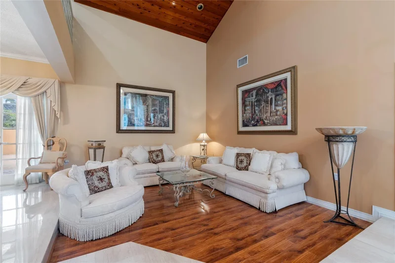 8235 NW 164th St, Hialeah, Florida, United States. - Photo 34