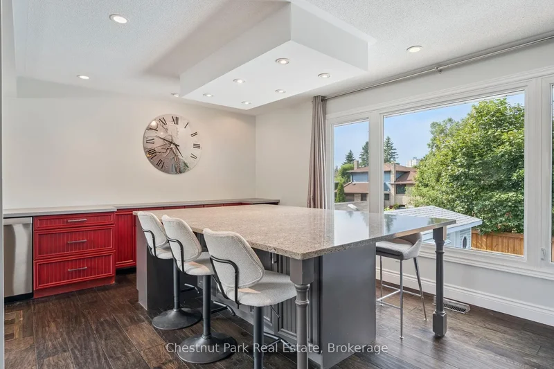 16 Davies Crescent, Barrie, Ontario, Canada. - Photo 6